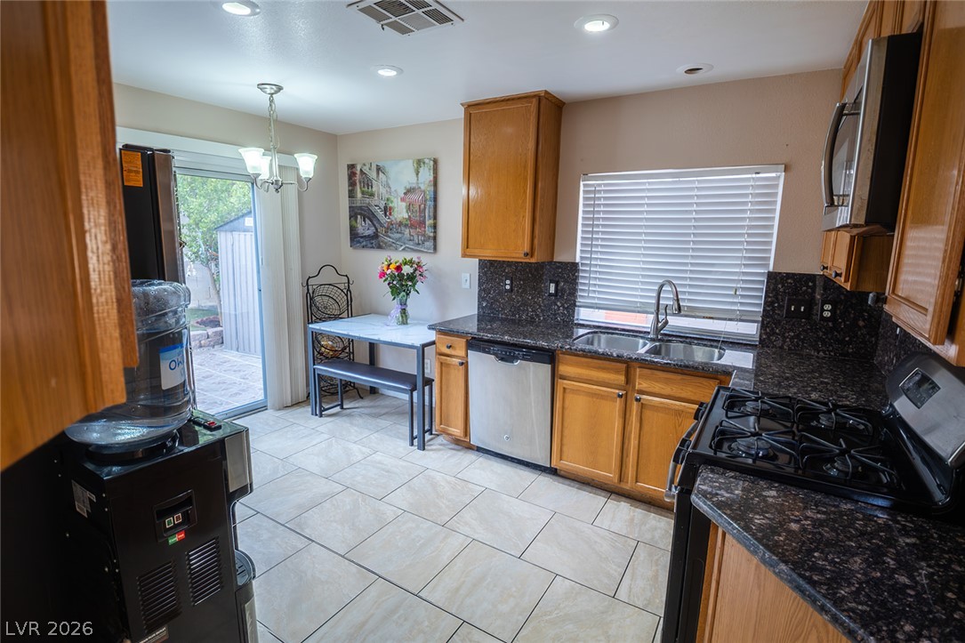 805 Old Mine Creek Lane Las Vegas NV 89134