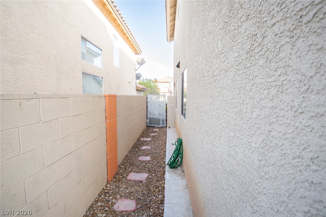805 Old Mine Creek Lane Las Vegas NV 89134