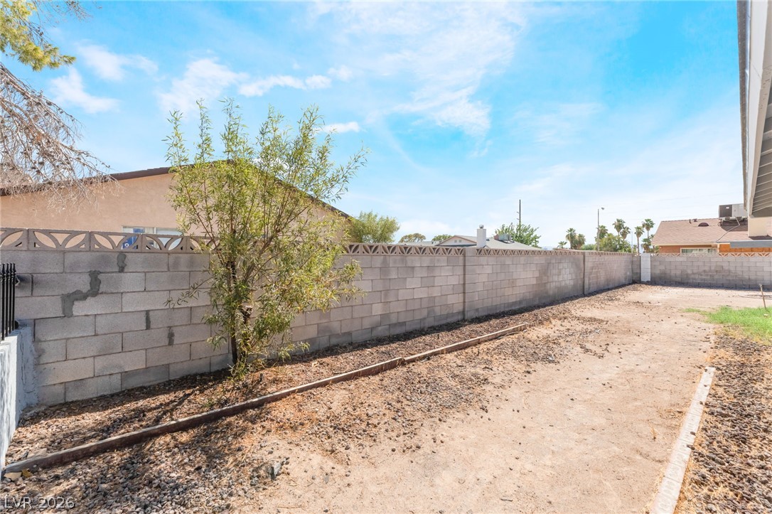 723 North Straight Street Las Vegas NV 89110