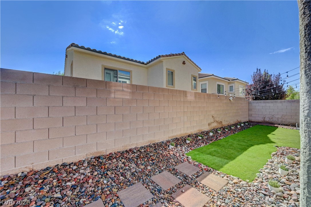 5822 West Amber Mesa Street Las Vegas NV 89148