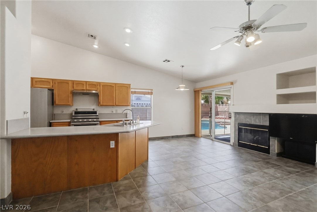 8243 Lone Feather Lane Las Vegas NV 89123