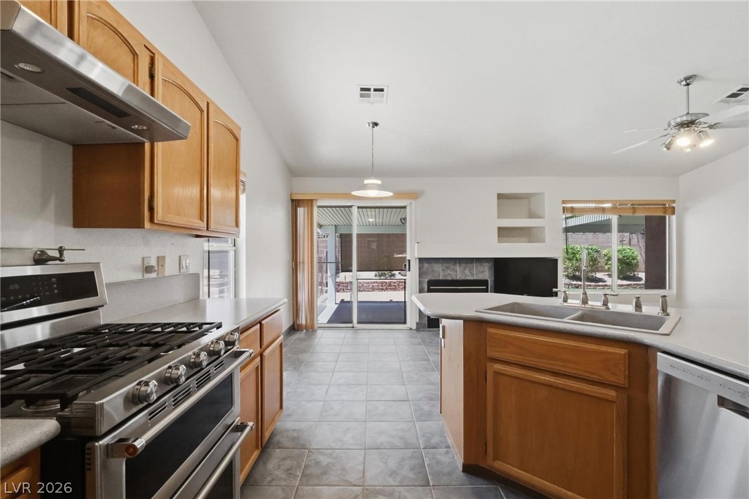 8243 Lone Feather Lane Las Vegas NV 89123