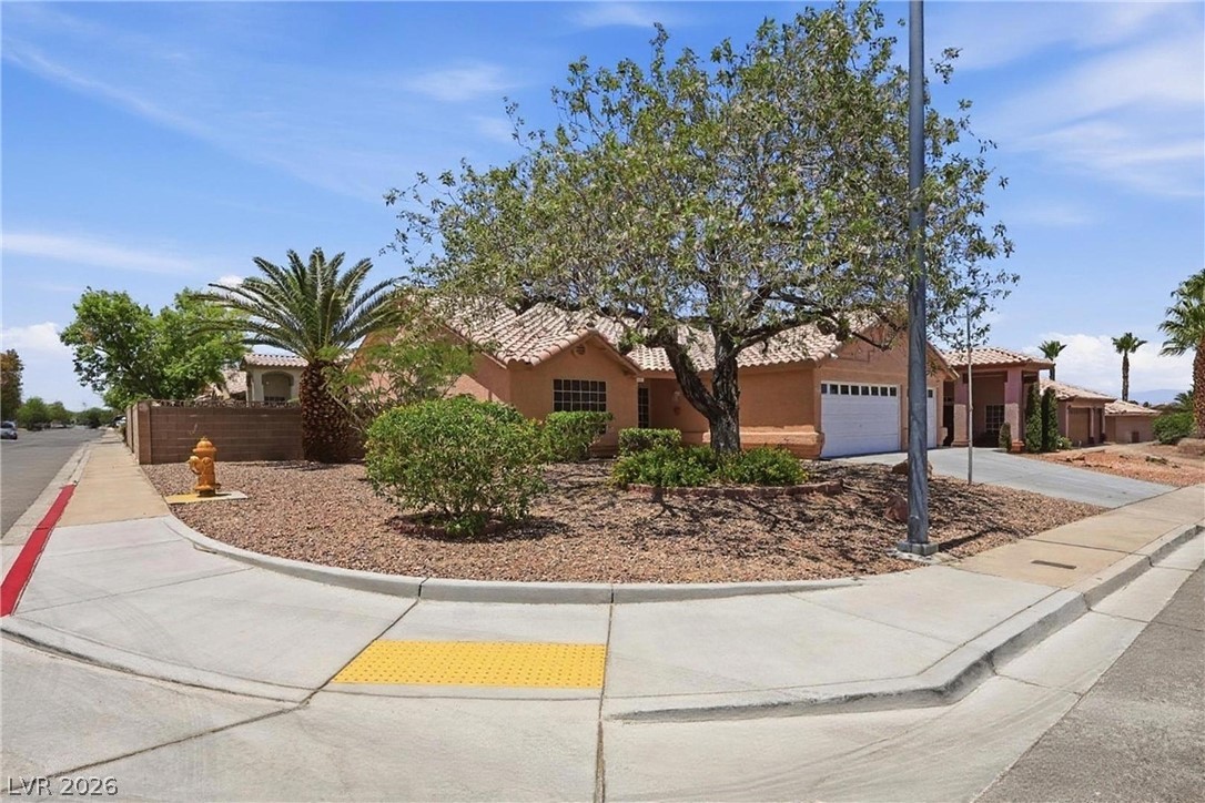 8243 Lone Feather Lane Las Vegas NV 89123