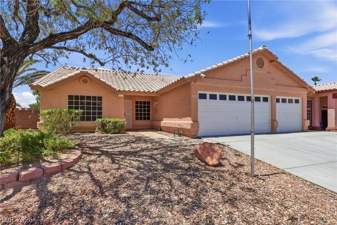 8243 Lone Feather Lane Las Vegas NV 89123