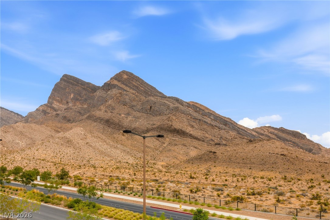 11576 Desert Hollow Avenue Las Vegas NV 89138