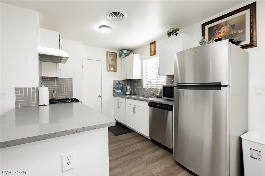 4809 Sunny Brook Avenue Las Vegas NV 89110