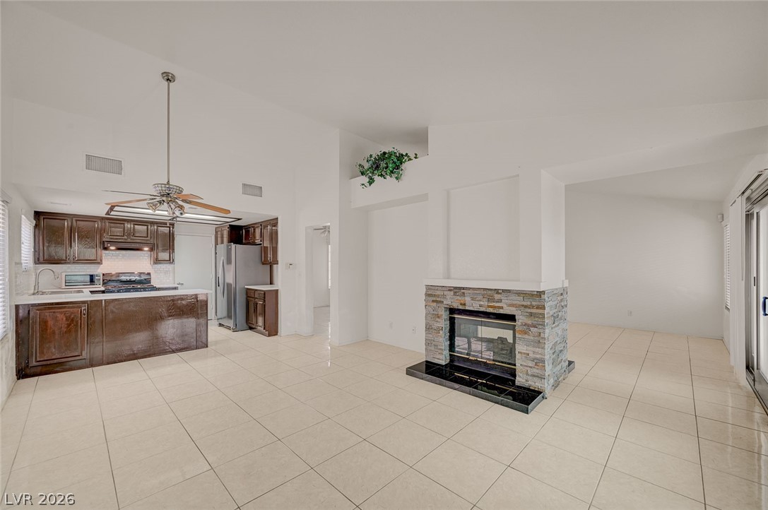 4865 Illustrious Street Las Vegas NV 89147