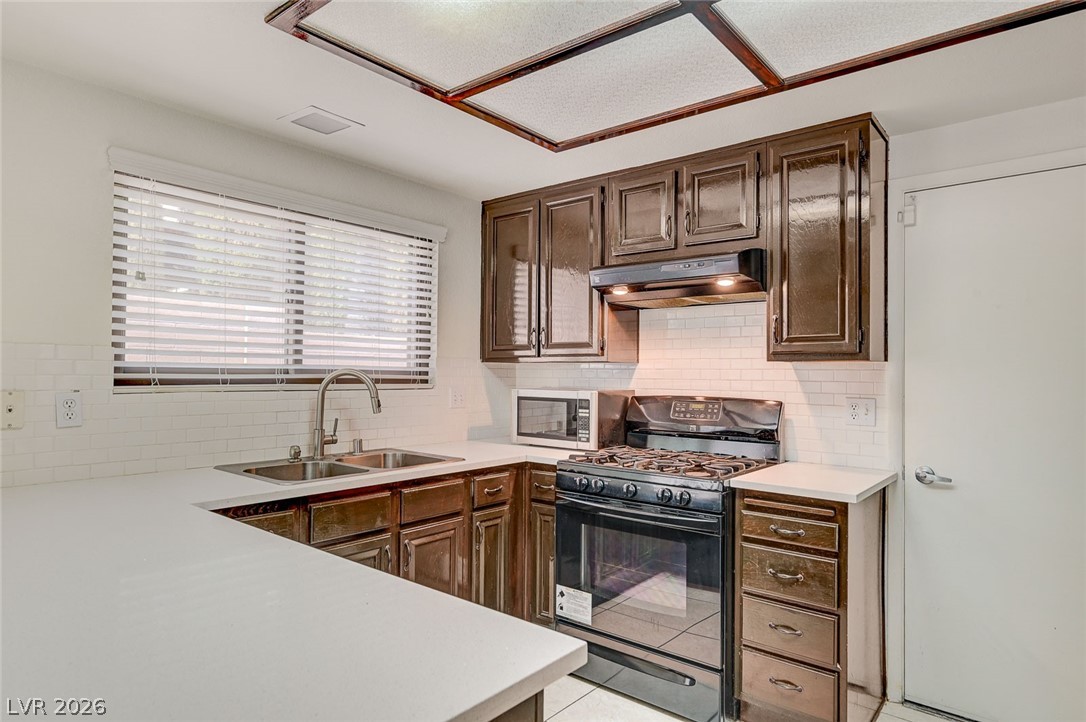 4865 Illustrious Street Las Vegas NV 89147