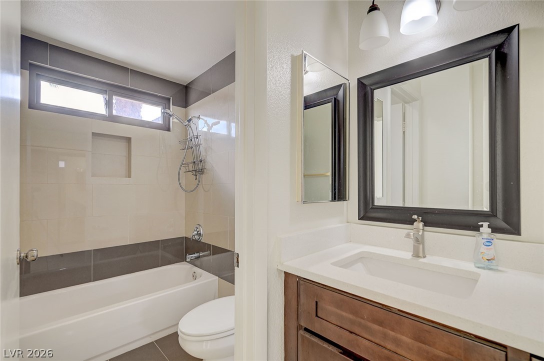 4865 Illustrious Street Las Vegas NV 89147