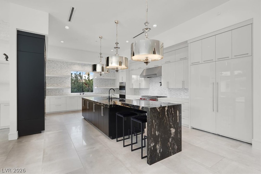 20 Pebble Hills Court Las Vegas NV 89141