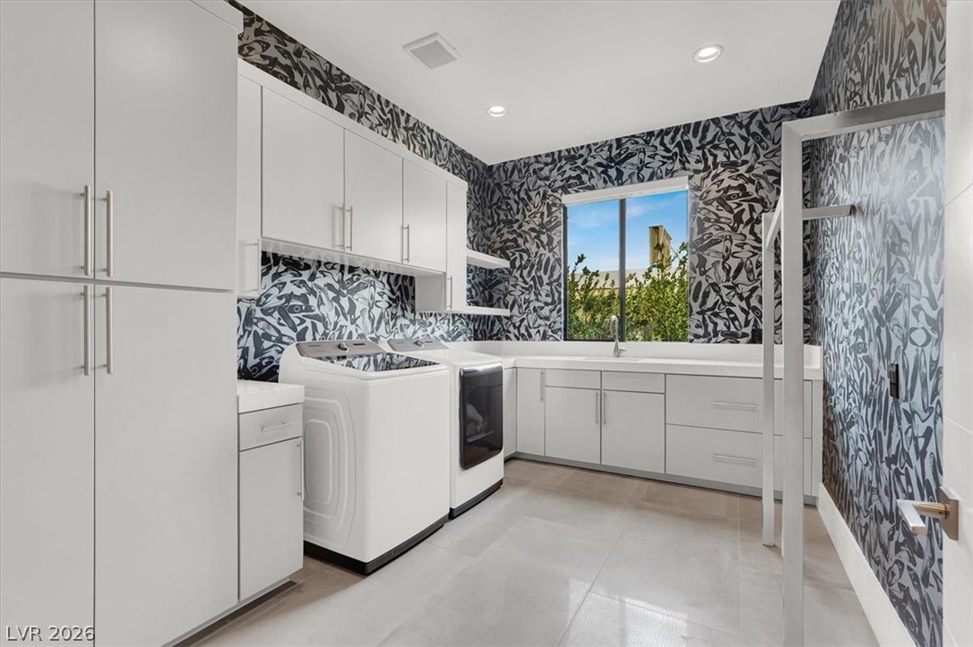 20 Pebble Hills Court Las Vegas NV 89141