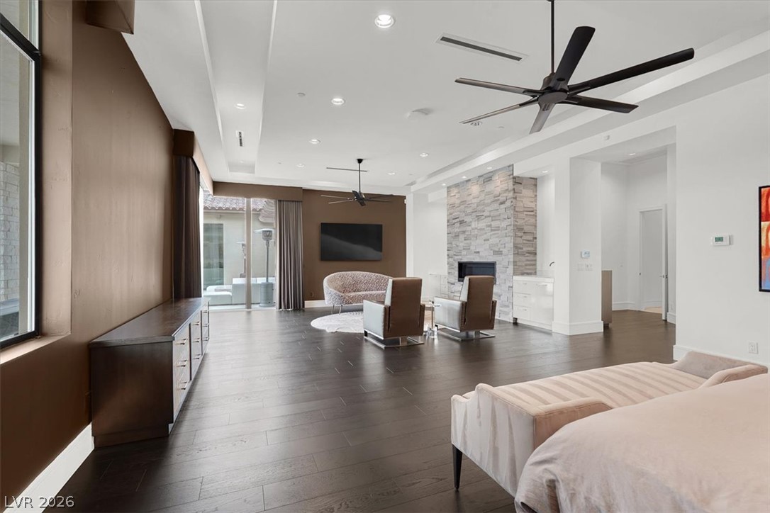 20 Pebble Hills Court Las Vegas NV 89141
