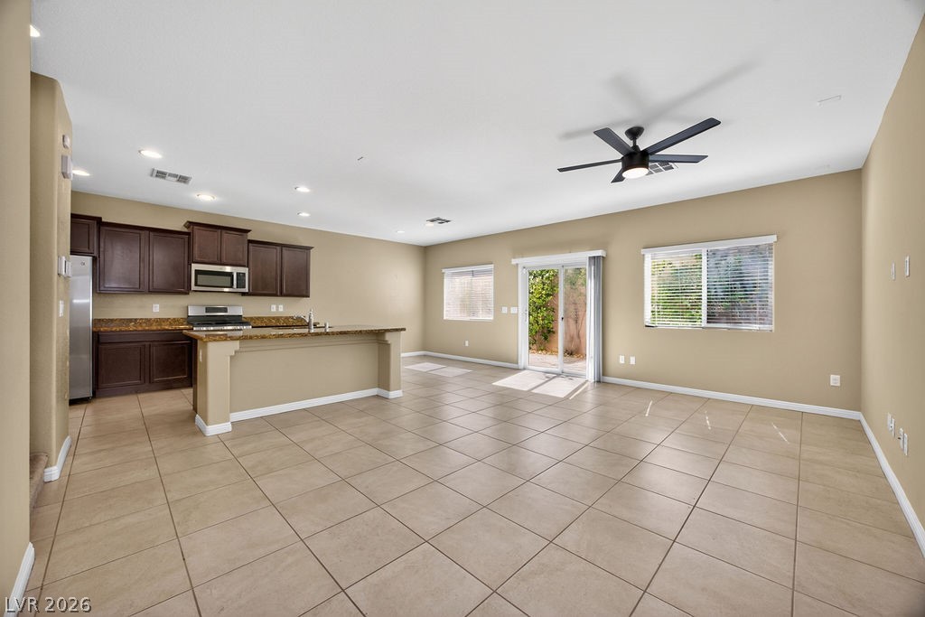 6753 Browns Bay Court Las Vegas NV 89149
