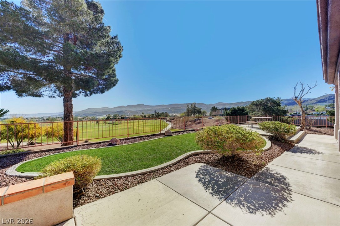 2221 High Mesa Drive Henderson NV 89012