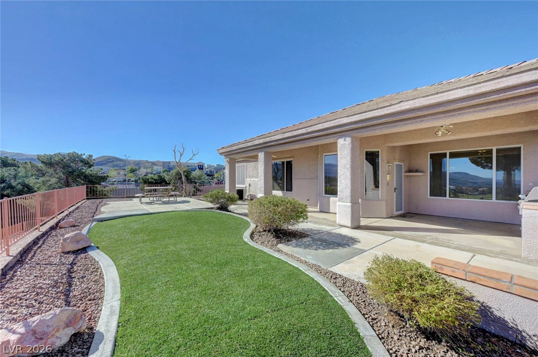2221 High Mesa Drive Henderson NV 89012