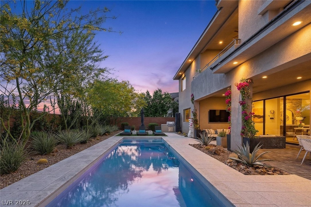 24 Garden Rain Drive Las Vegas NV 89135