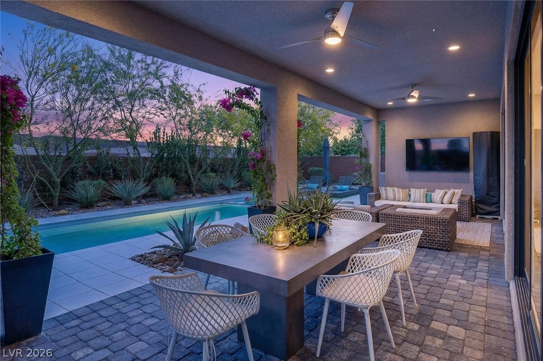 24 Garden Rain Drive Las Vegas NV 89135
