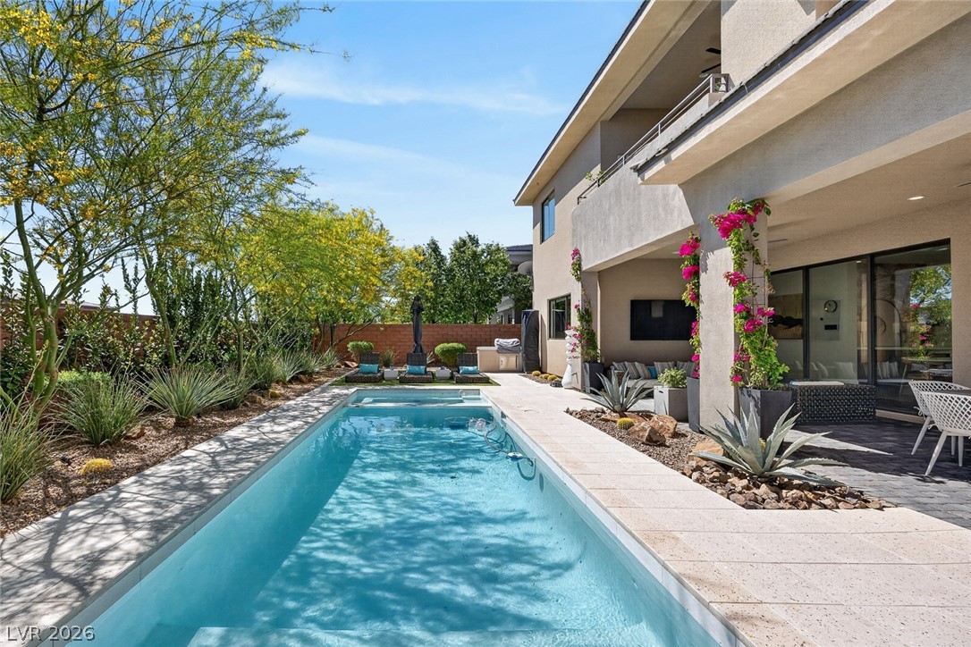 24 Garden Rain Drive Las Vegas NV 89135