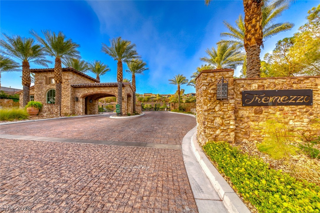 41 Moltrasio Lane Henderson NV 89011