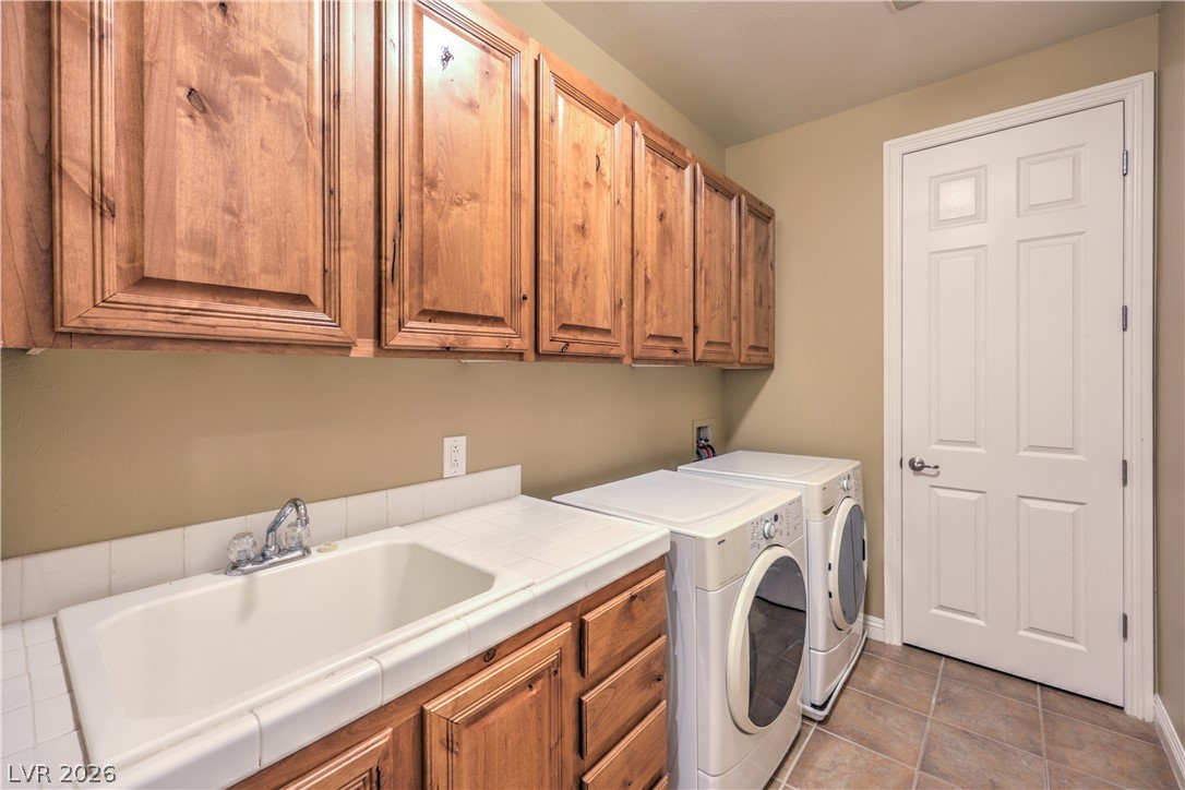 7982 Lookout Rock Circle Las Vegas NV 89129