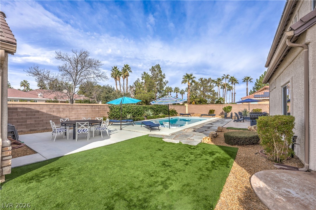 7982 Lookout Rock Circle Las Vegas NV 89129