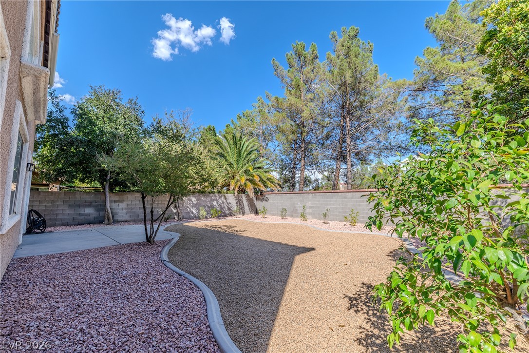 1832 Spring Summit Lane Las Vegas NV 89134