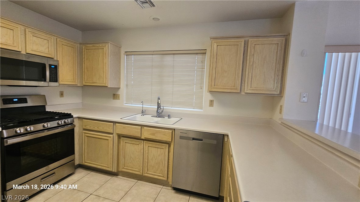 9912 Rosamond Drive Las Vegas NV 89134