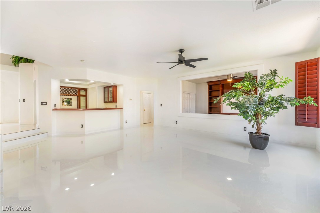 7526 Gossamer Wind Street Las Vegas NV 89139