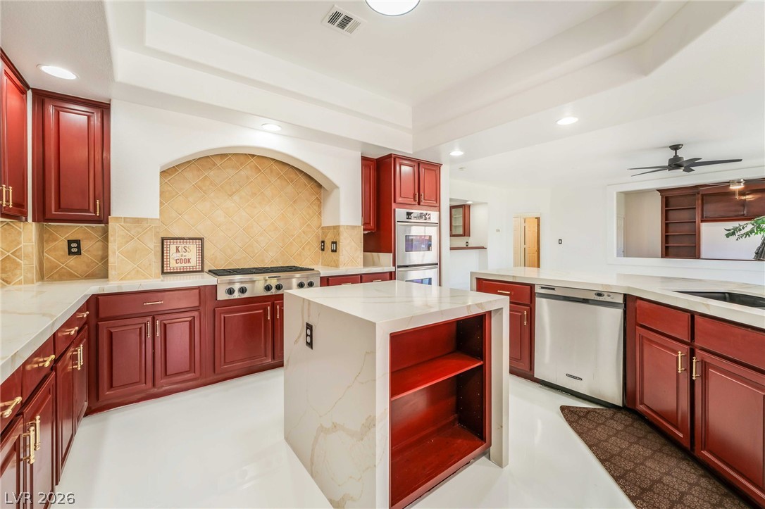 7526 Gossamer Wind Street Las Vegas NV 89139