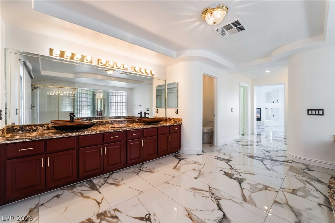 7526 Gossamer Wind Street Las Vegas NV 89139
