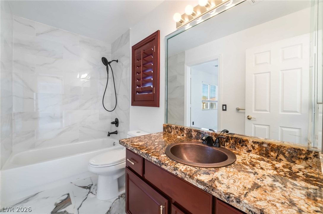 7526 Gossamer Wind Street Las Vegas NV 89139