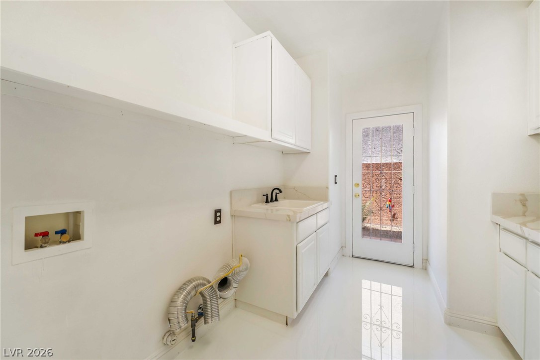 7526 Gossamer Wind Street Las Vegas NV 89139