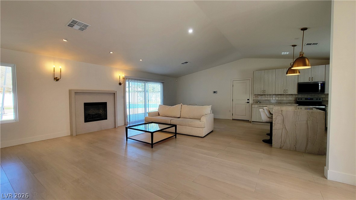 3660 West Robindale Road Las Vegas NV 89139