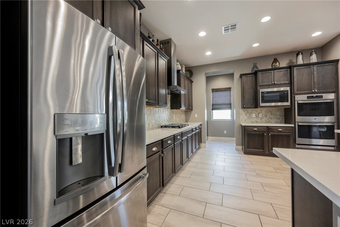 8133 Pinetop Crest Street Las Vegas NV 89166