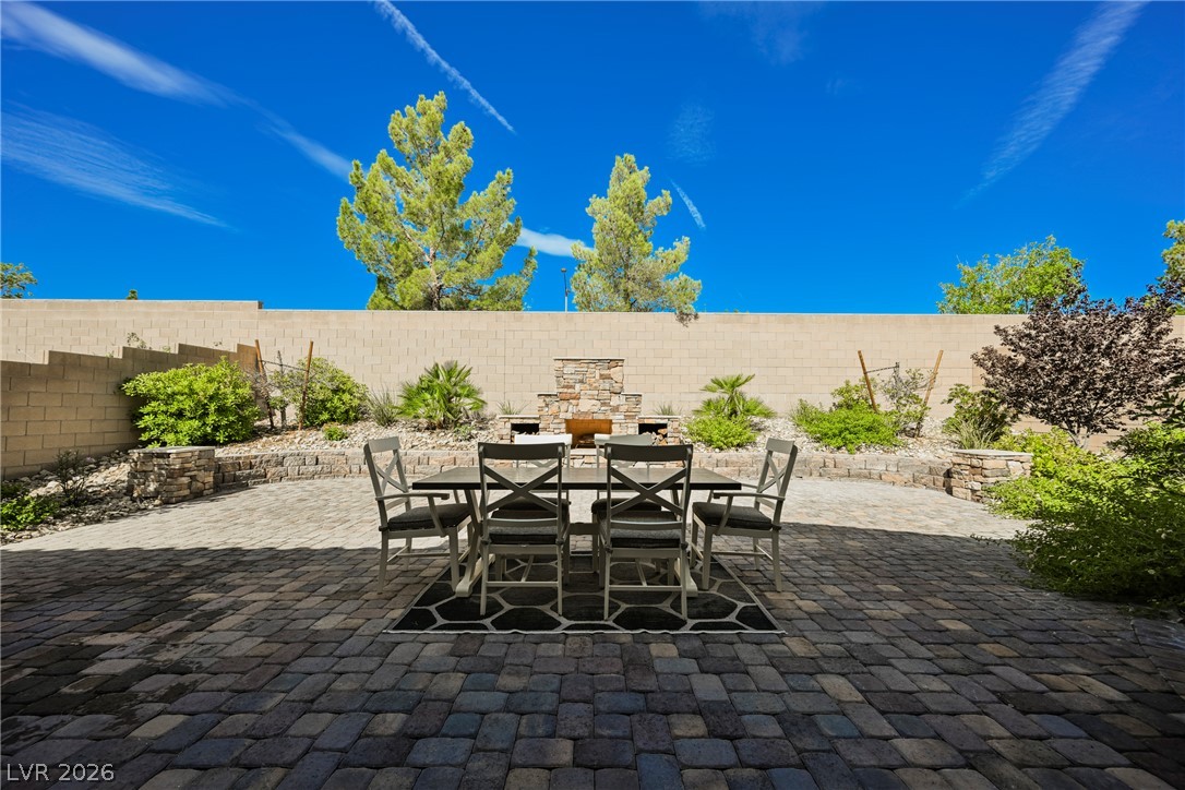 8133 Pinetop Crest Street Las Vegas NV 89166