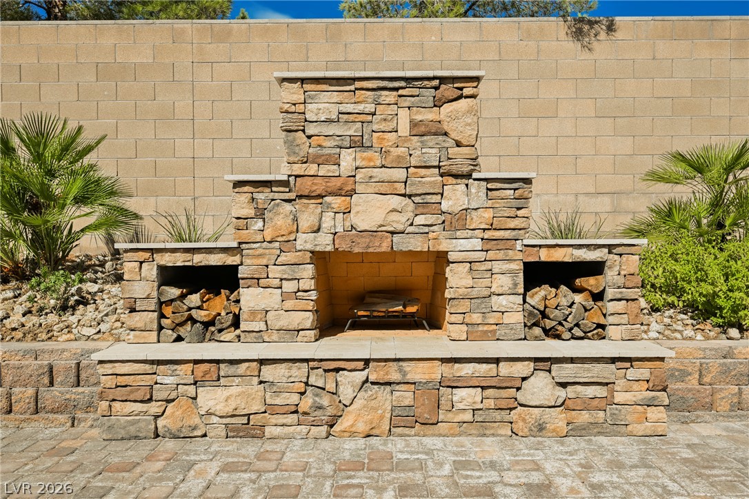 8133 Pinetop Crest Street Las Vegas NV 89166