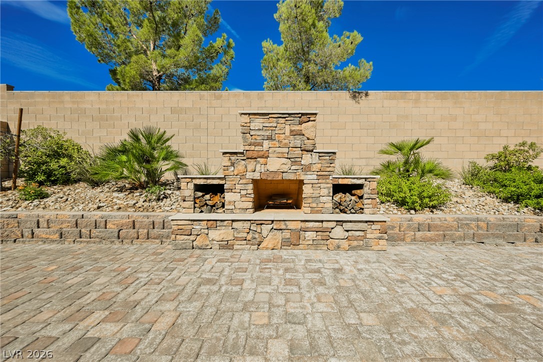 8133 Pinetop Crest Street Las Vegas NV 89166