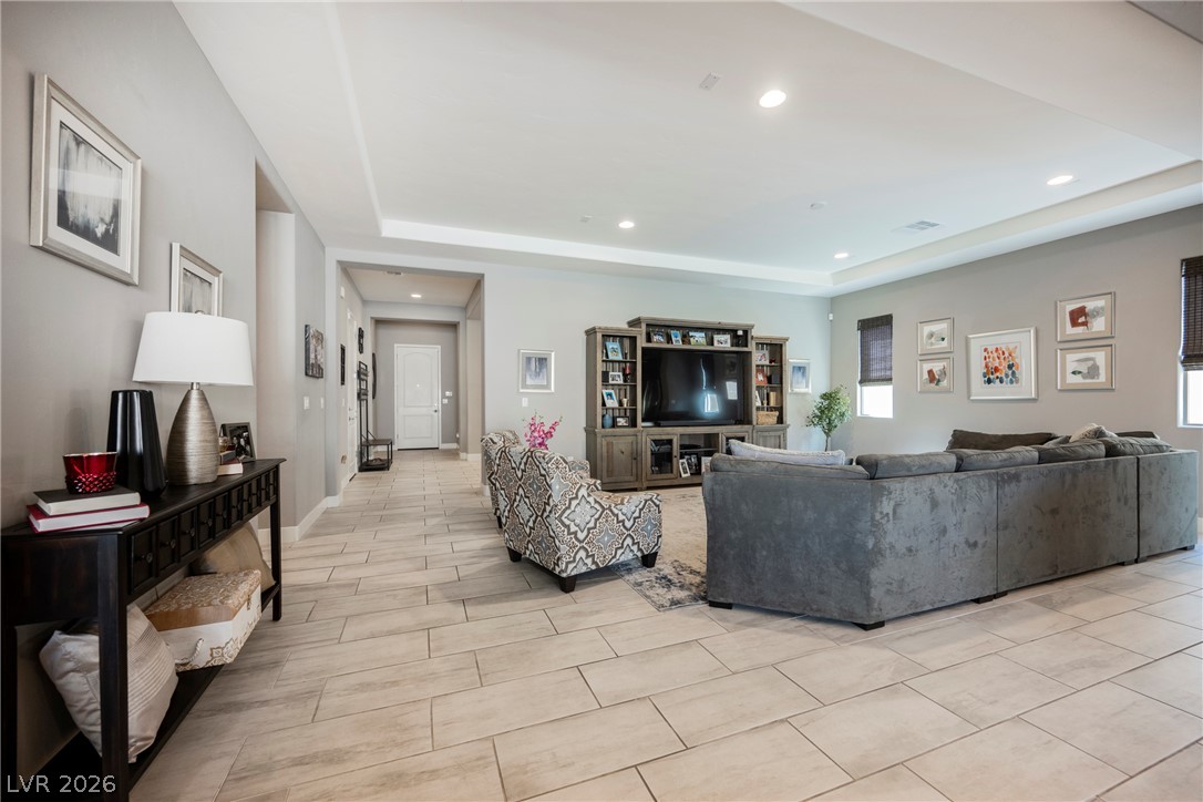 8133 Pinetop Crest Street Las Vegas NV 89166