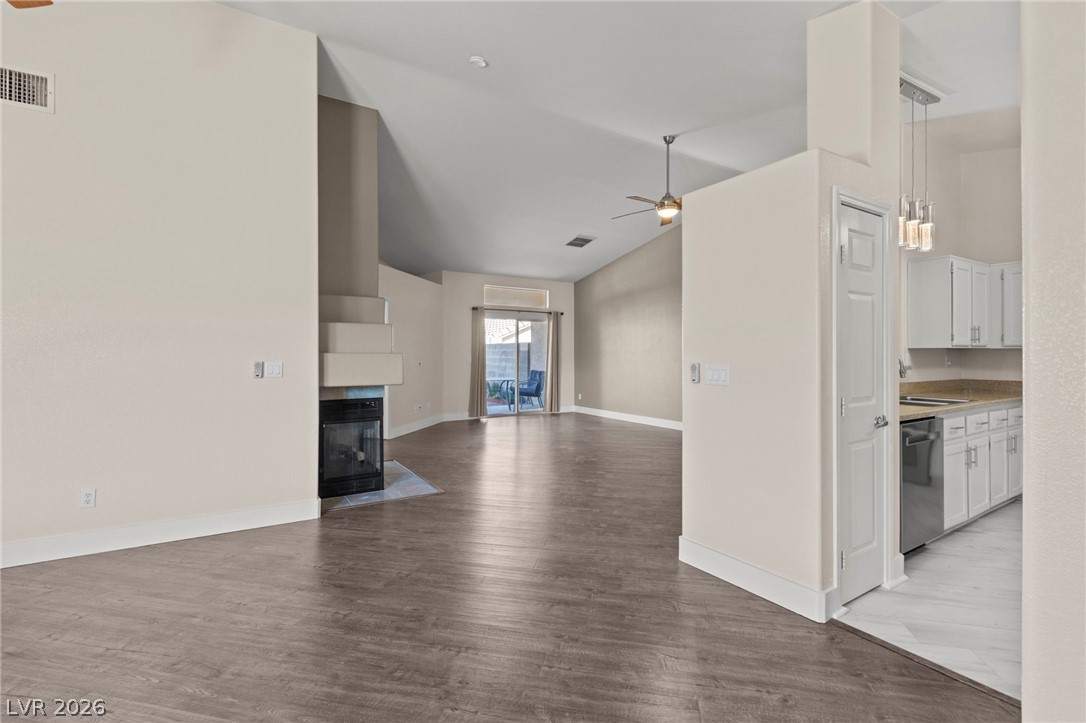 3352 Kylemore Street 103 Las Vegas NV 89129