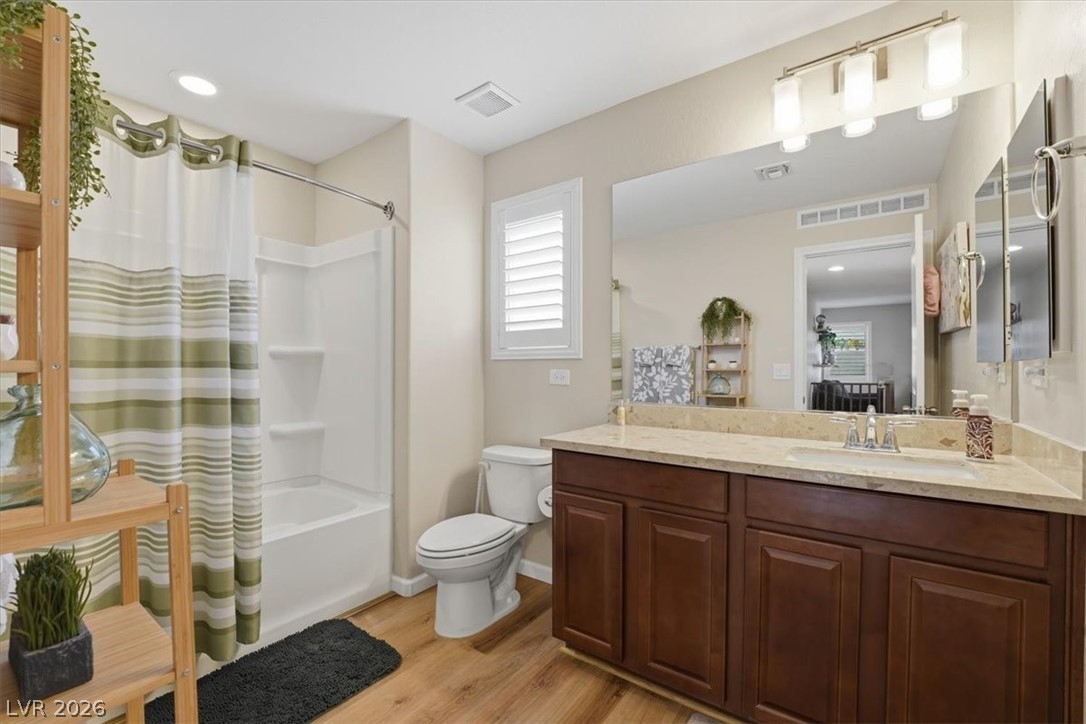 10043 Fletcher Peak Avenue Las Vegas NV 89178