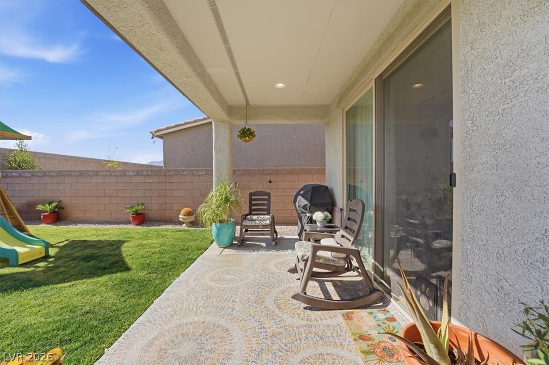 10043 Fletcher Peak Avenue Las Vegas NV 89178