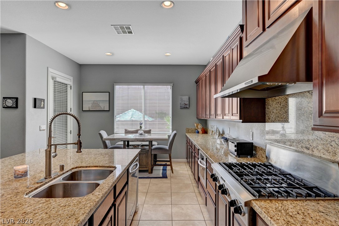 6937 Benson Ferry Street Las Vegas NV 89149