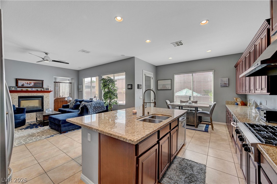 6937 Benson Ferry Street Las Vegas NV 89149