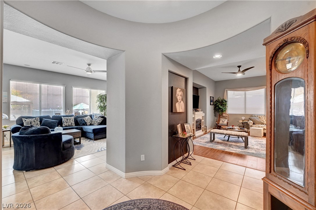 6937 Benson Ferry Street Las Vegas NV 89149