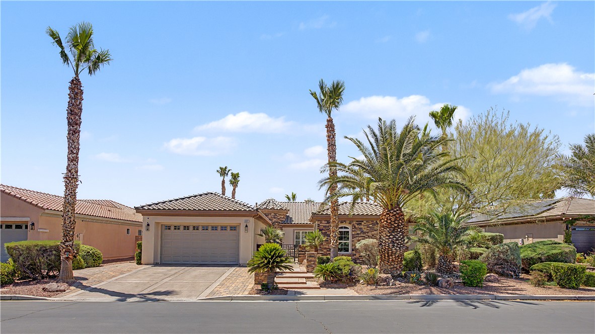 6891 Goose River Avenue Las Vegas NV 89131