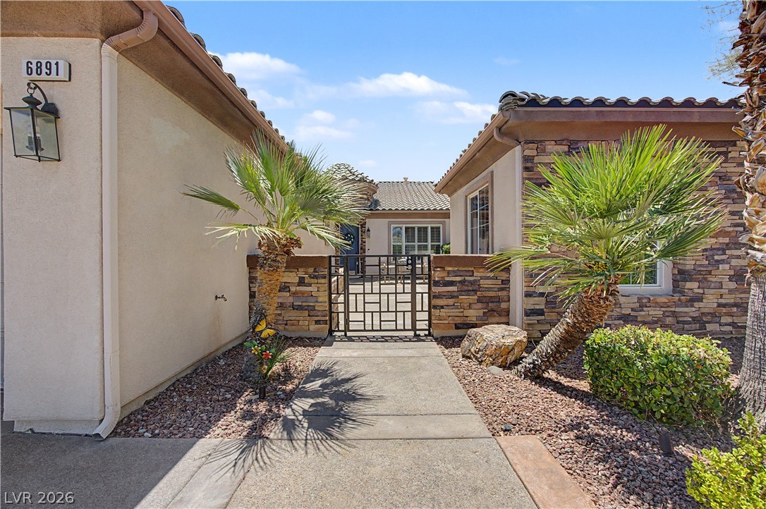 6891 Goose River Avenue Las Vegas NV 89131