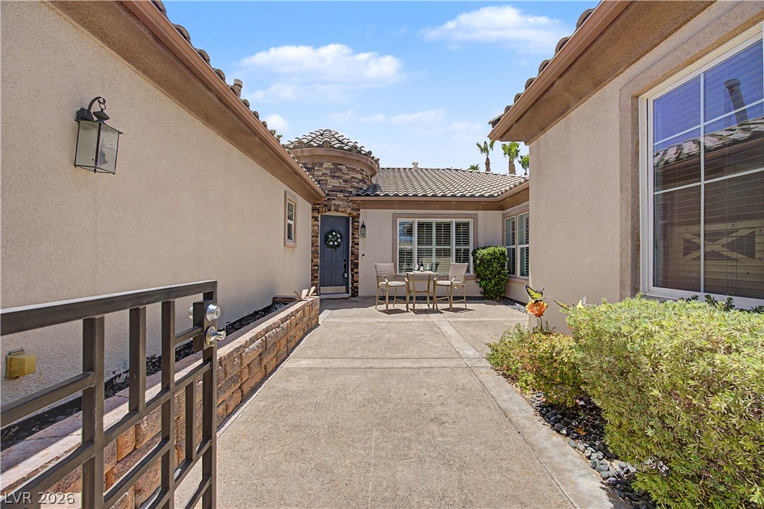 6891 Goose River Avenue Las Vegas NV 89131