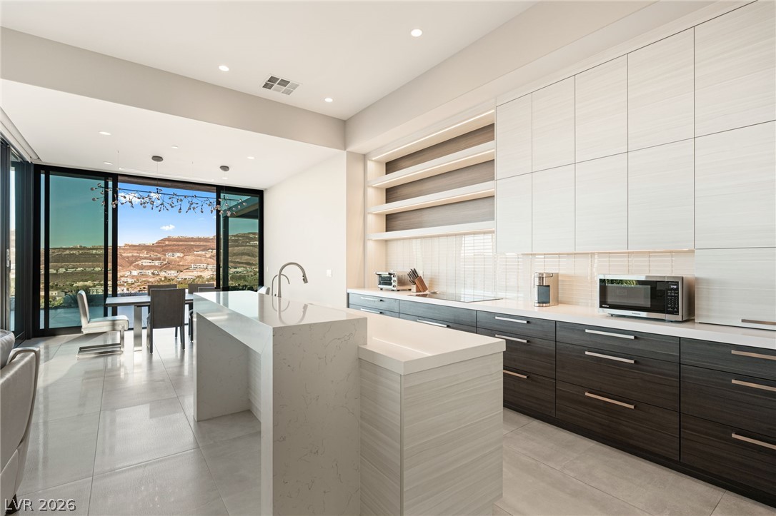 656 Falcon Summit Court Henderson NV 89012