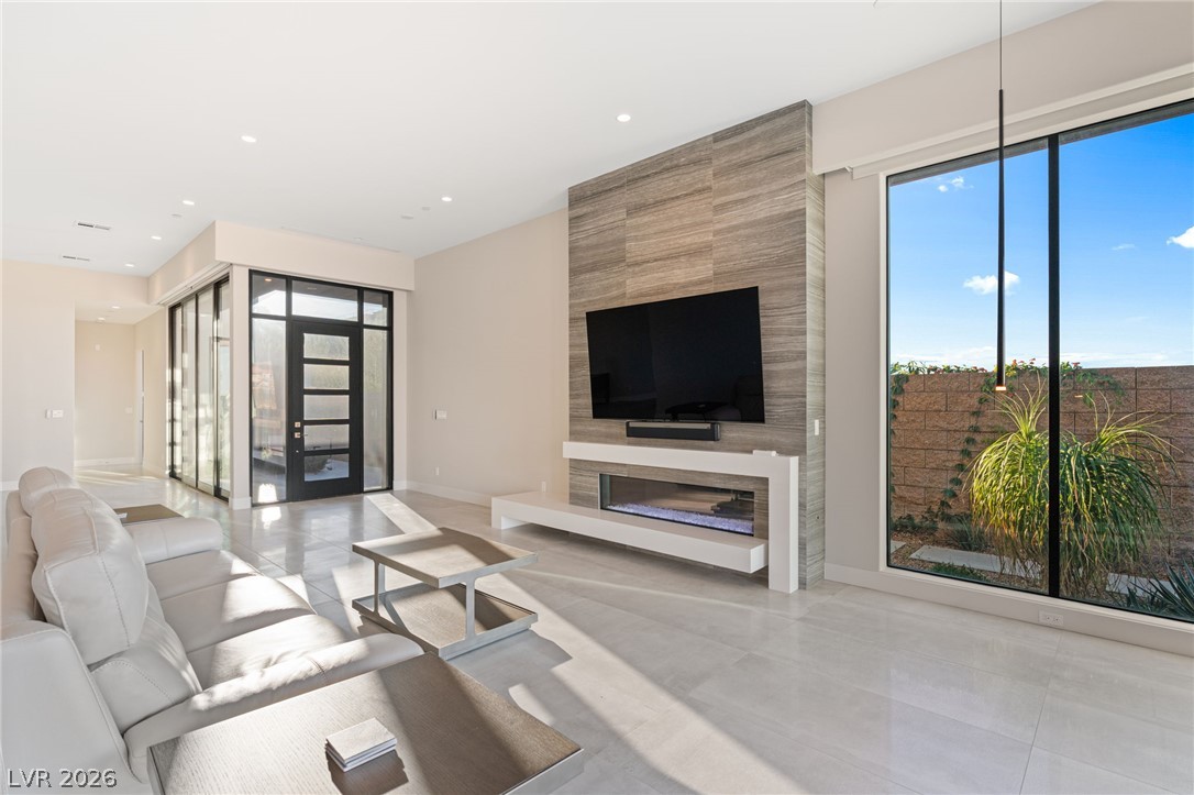 656 Falcon Summit Court Henderson NV 89012