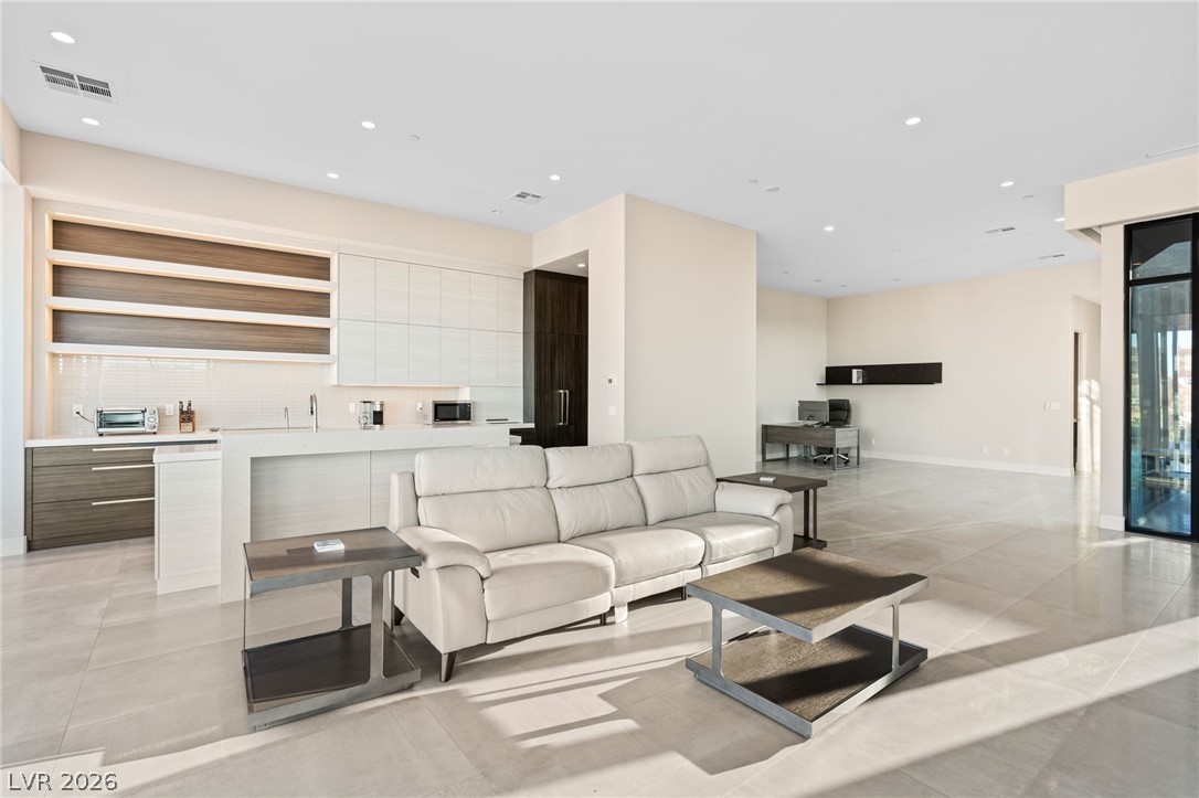 656 Falcon Summit Court Henderson NV 89012